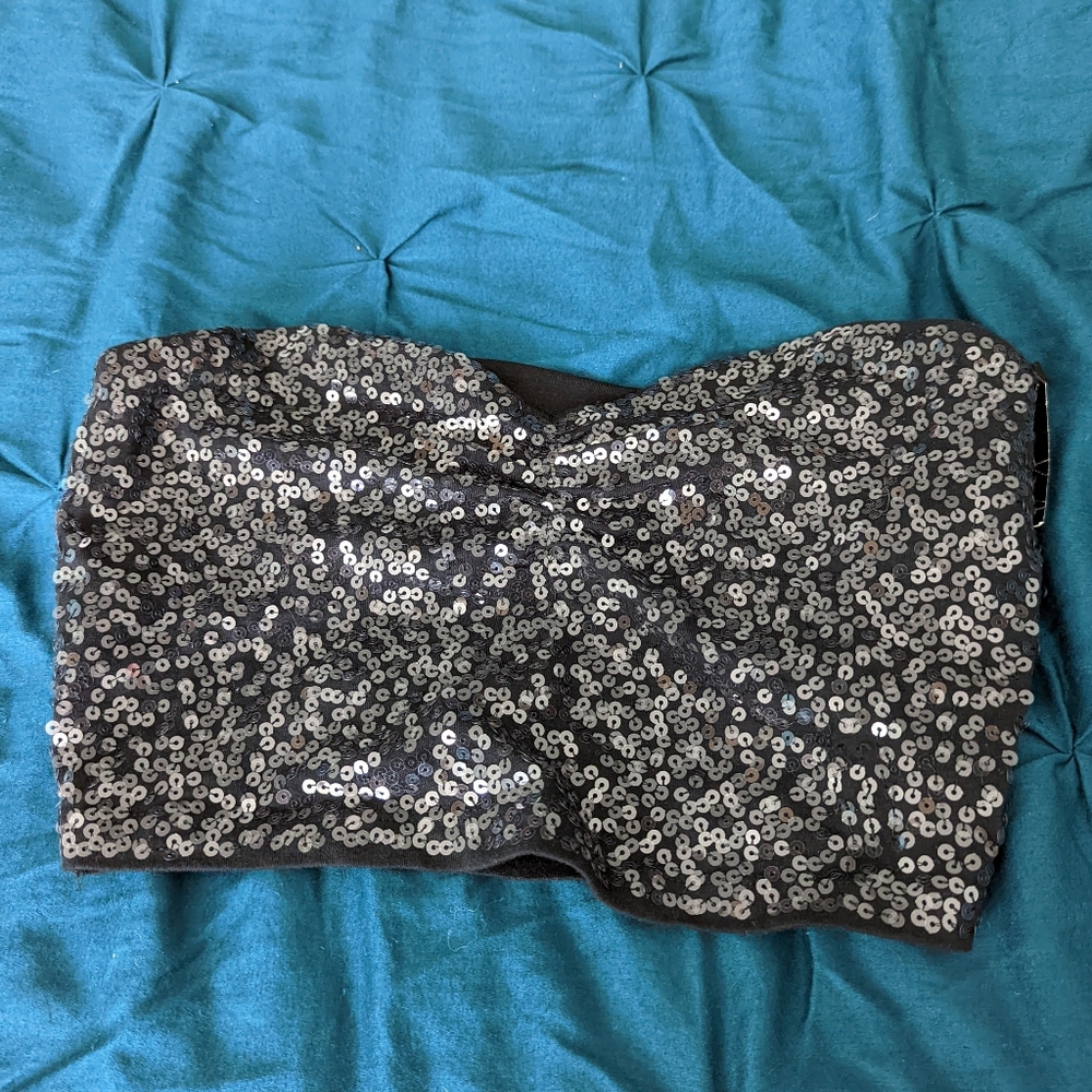 Express silver and black sequins bandeau stretch top Sz Medium NWT